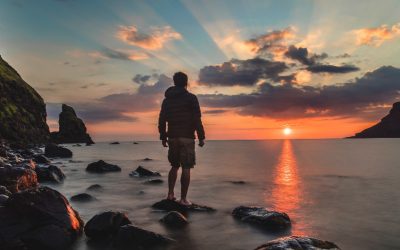 Comment nous sommes exaltés par la grâce et l’expiation